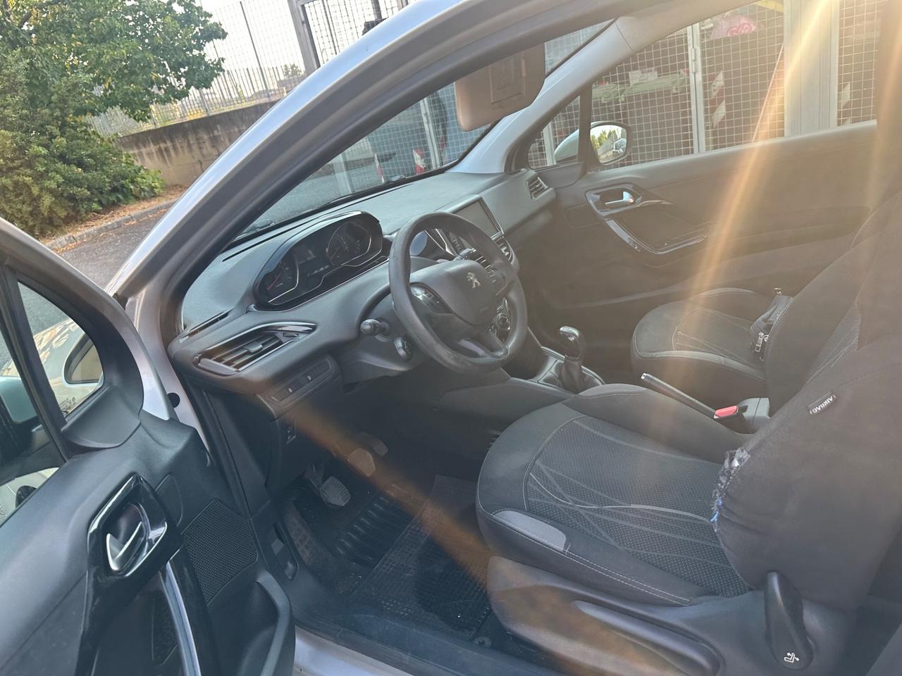 Peugeot 208 PureTech 68 3 porte Access