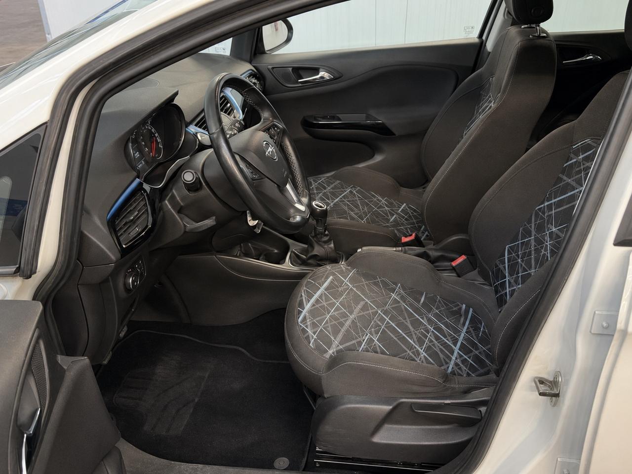 Opel Corsa 1.2 5 porte n-Joy