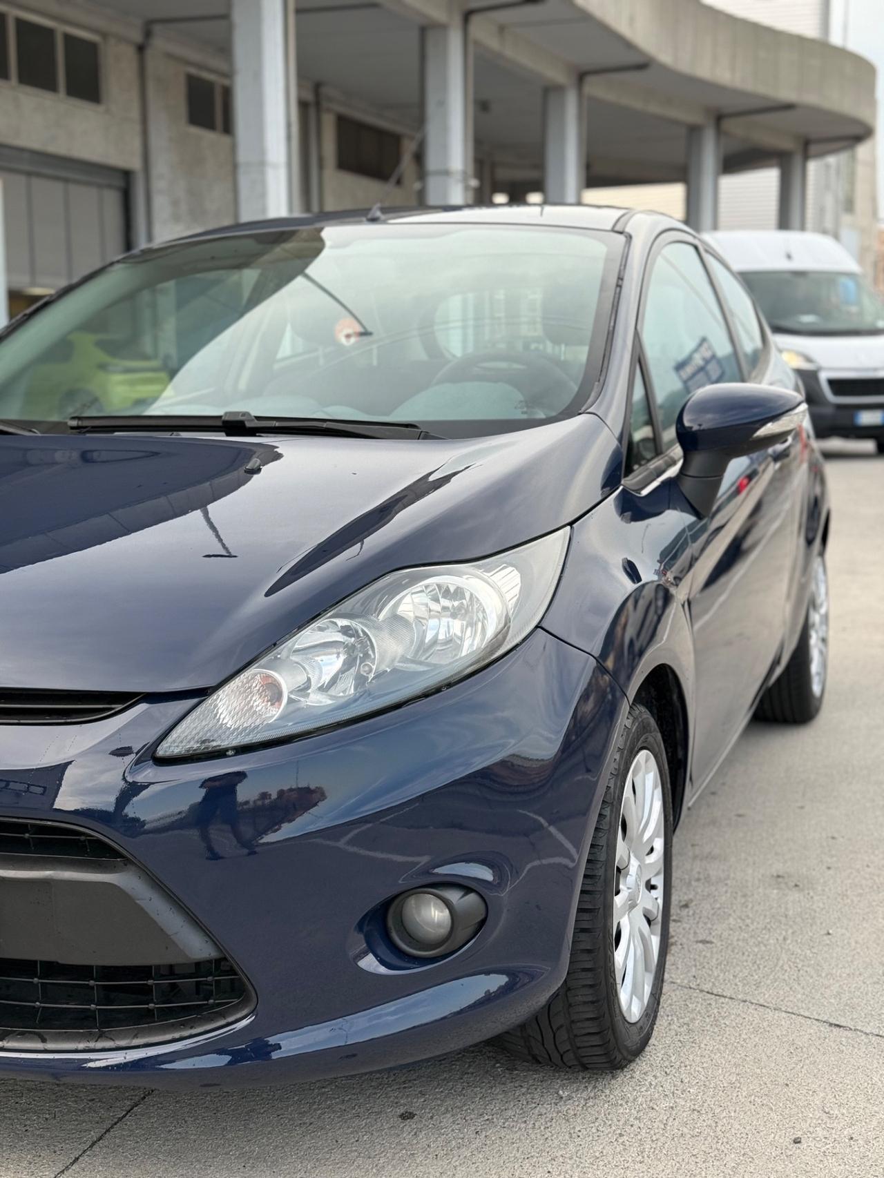 Ford Fiesta 1.2 82CV 3 porte Titanium unico Propietario