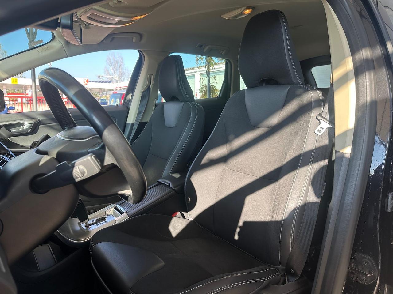 Volvo XC 60 2.4 D3 #7945