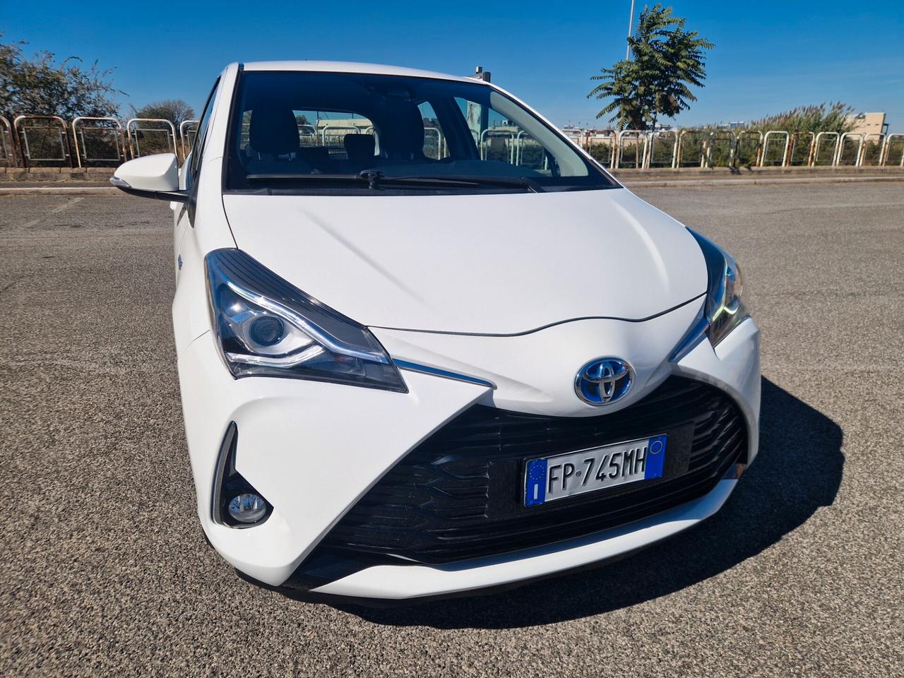 Toyota Yaris 1.5 Hybrid 5 porte Active