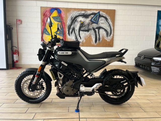 HUSQVARNA Svartpilen 401 MY19