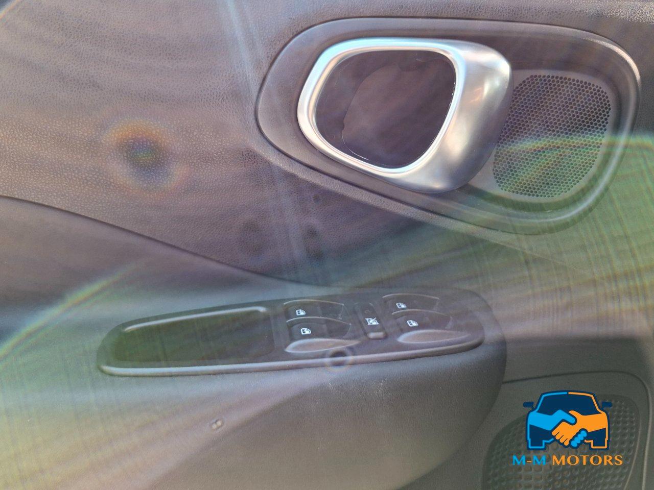 FIAT 500L cross per neo patentati