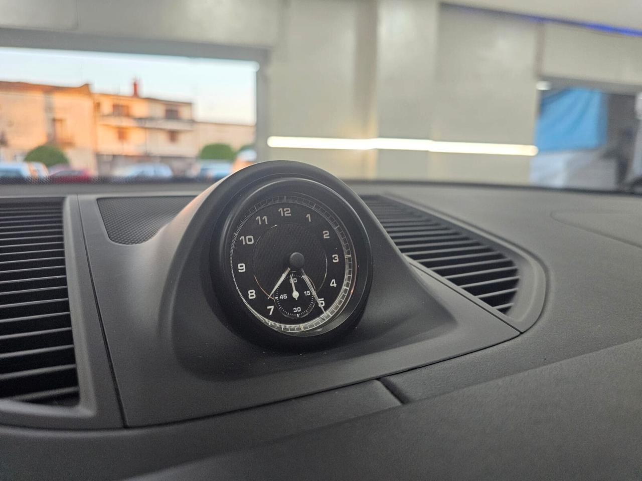 NUOVA PORSCHE MACAN TURBO 2.0 BENZINA 265CV CHRONO SPORT PACK