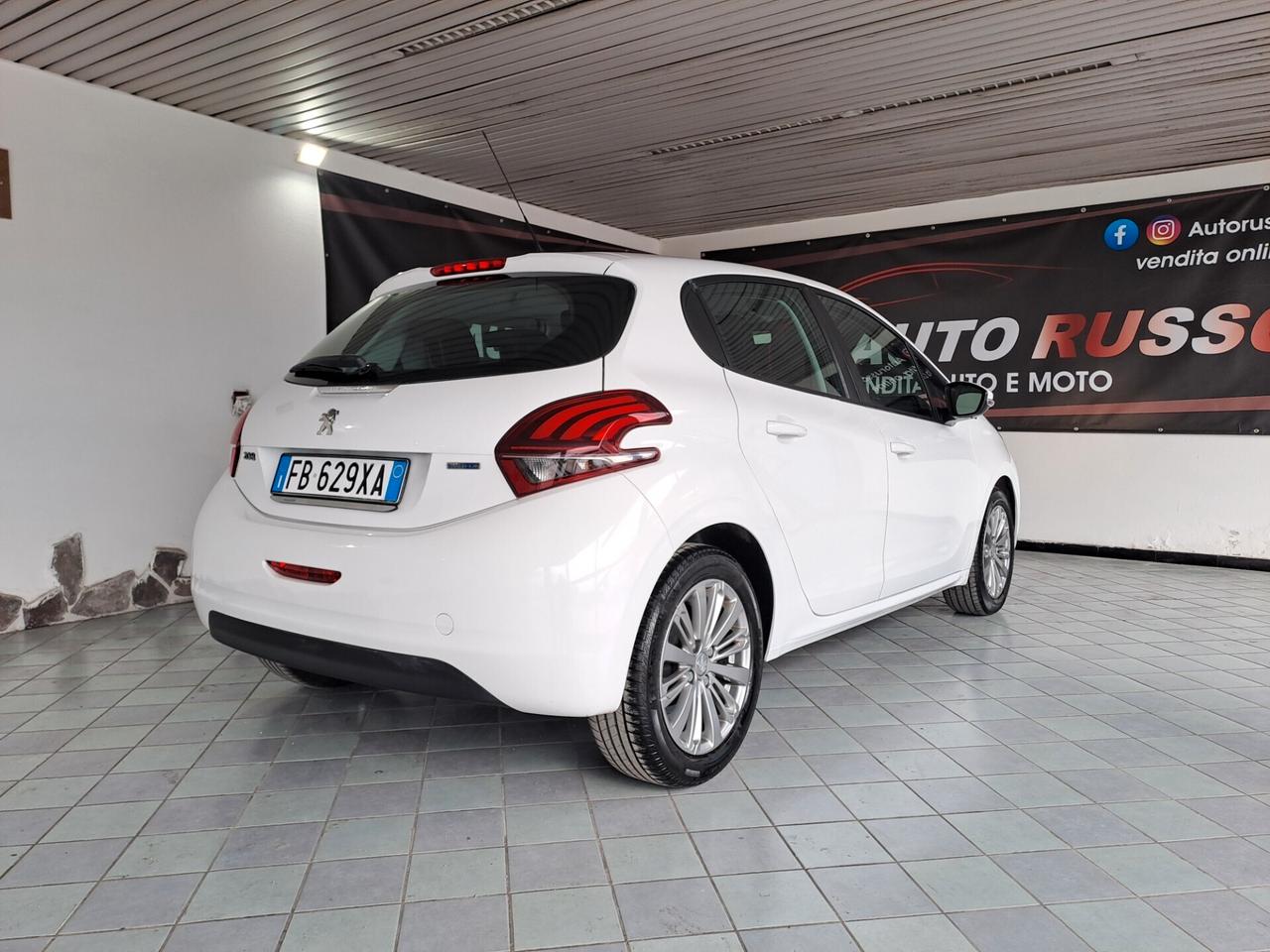 Peugeot 208 BlueHDi 75 Allure Restayling