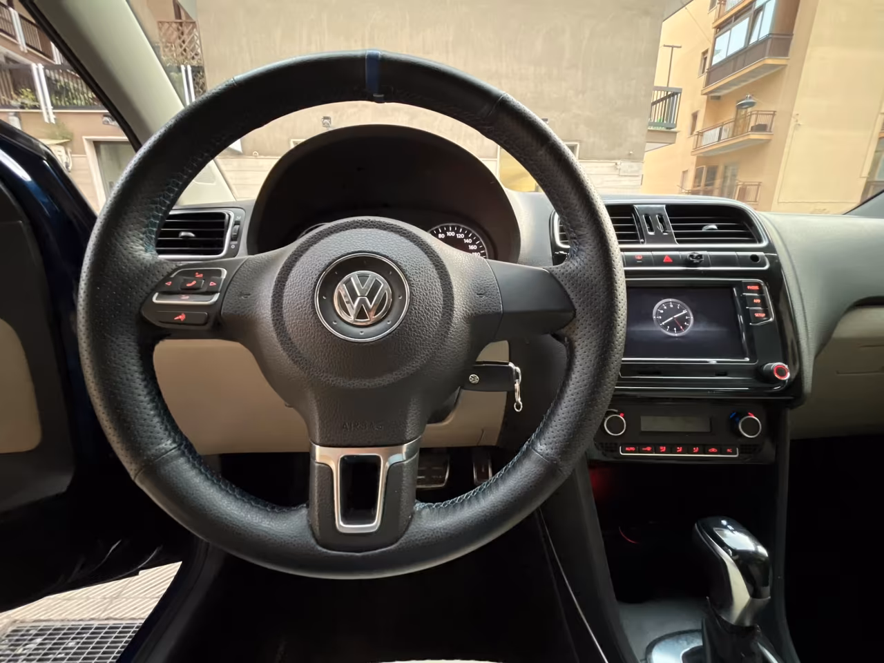 Volkswagen Polo 1.6 TDI - AUTOMATICA - 2013