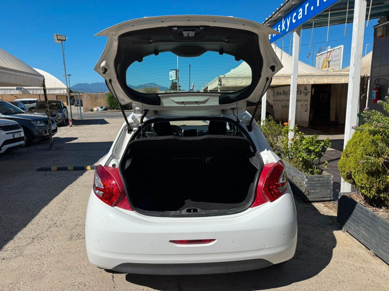 Peugeot 208 1.4 HDi 68 CV 5 porte Active