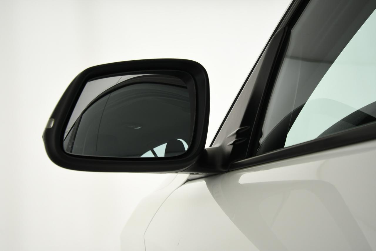 BMW 118d Sport 5p auto LED+C17"