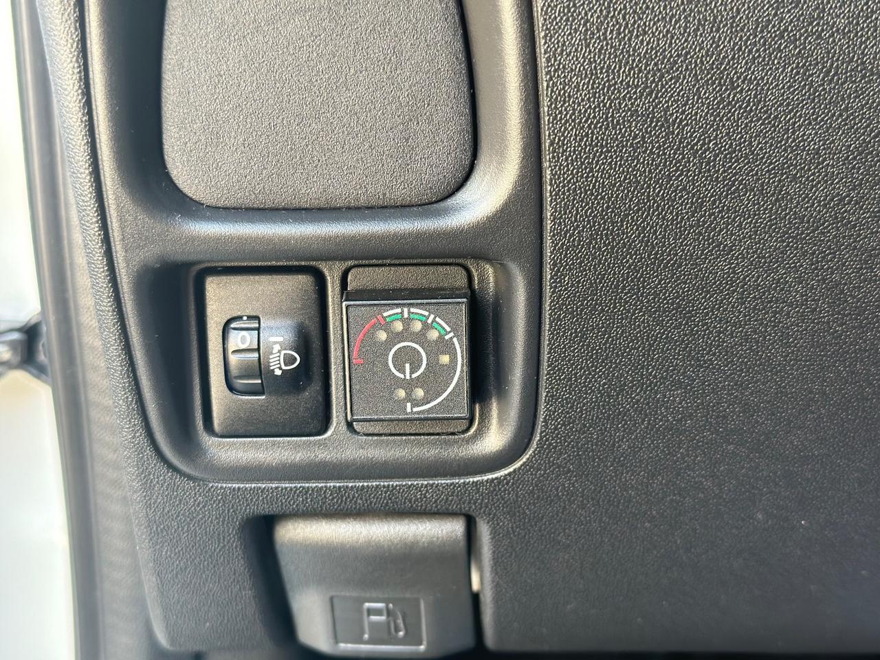 Toyota Aygo Connect 1.0 VVT-i 72 CV 5 porte x-play