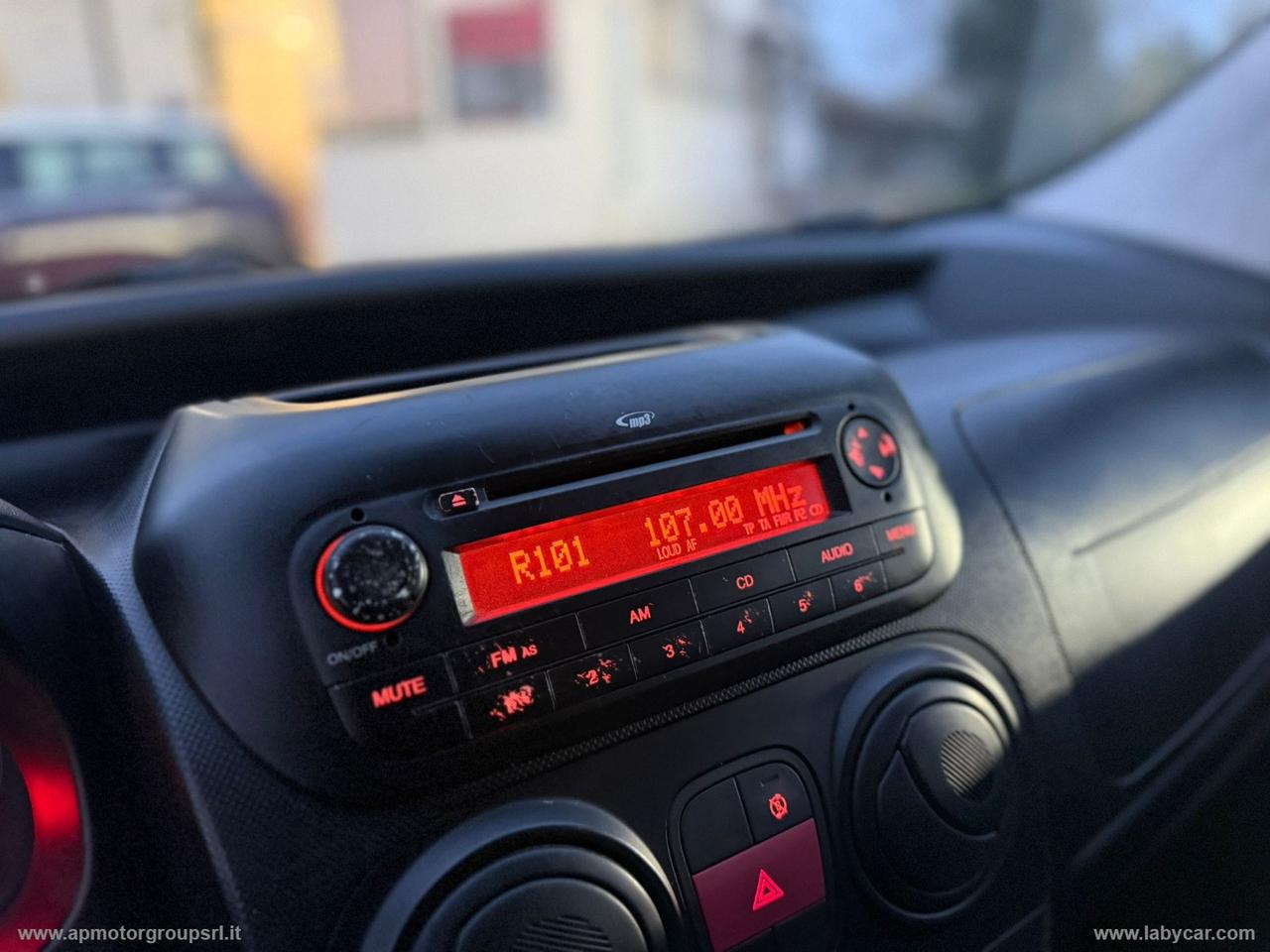 CITROEN Nemo 1.3 HDi 75 S&S Silver COLLECTION