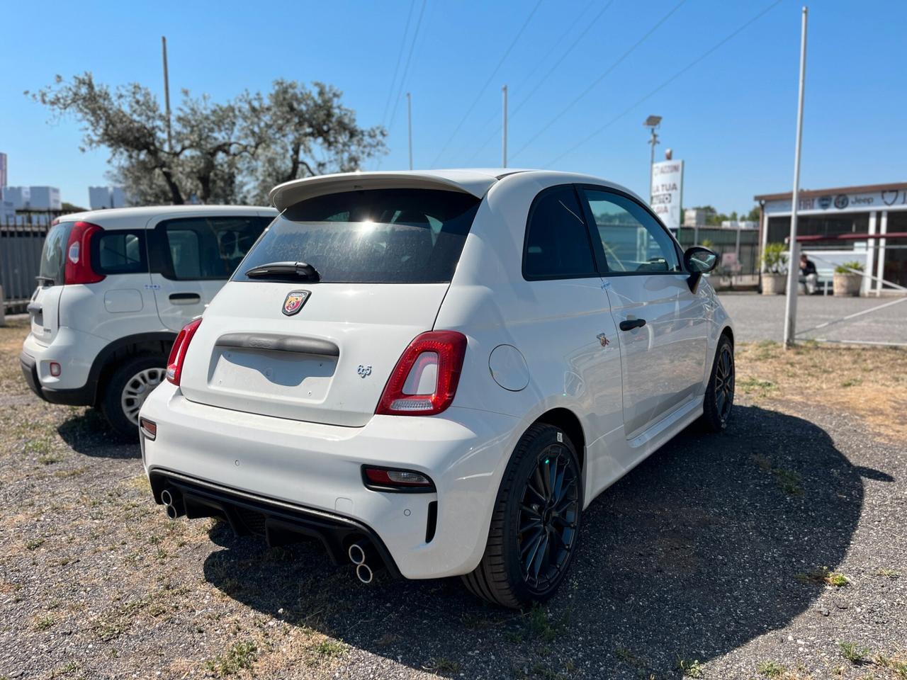 Abarth 695 1.4 Turbo T-Jet 180 CV