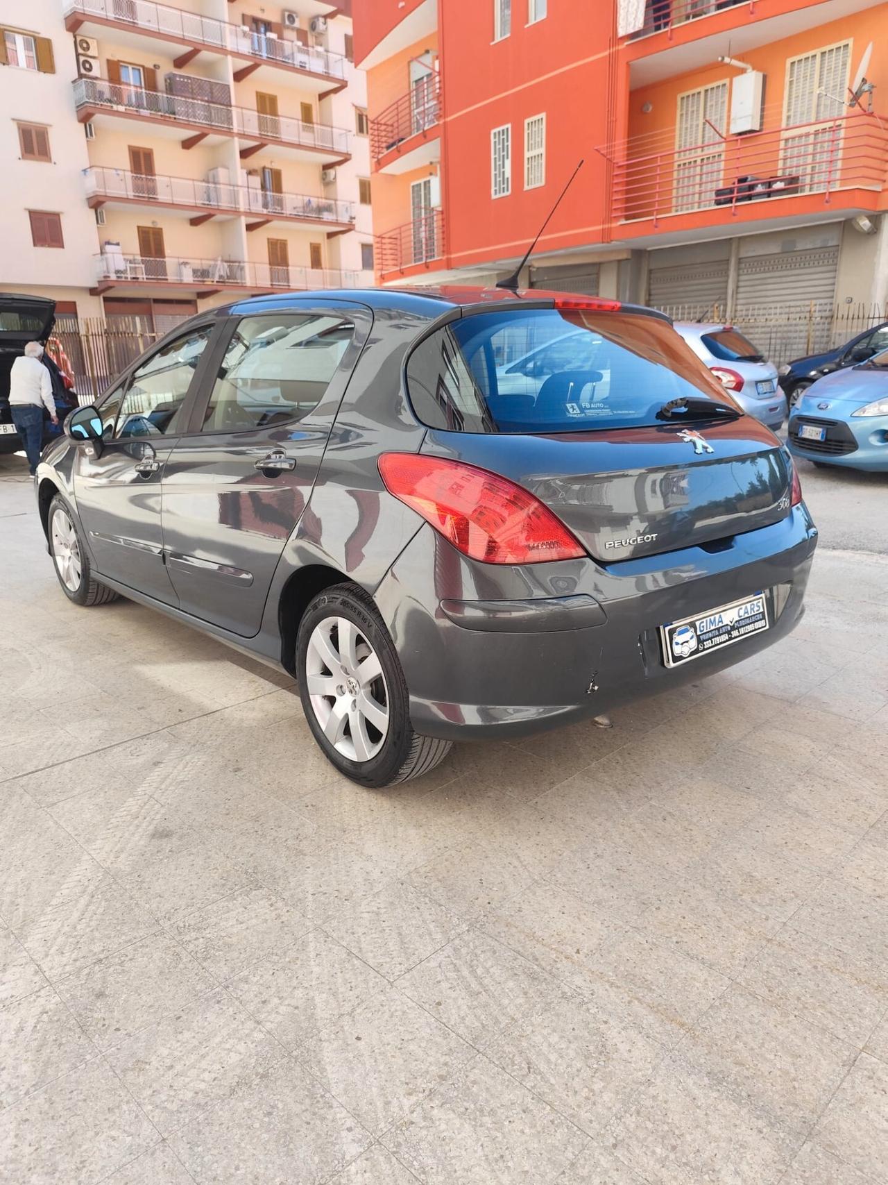 Peugeot 308 1.6 HDi 90CV 5p. Tecno