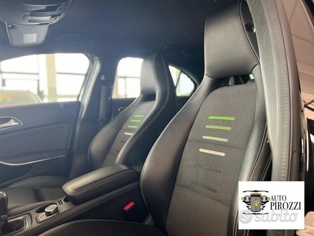 MERCEDES CLASSE A160 benzina del 2017 con 102000KM