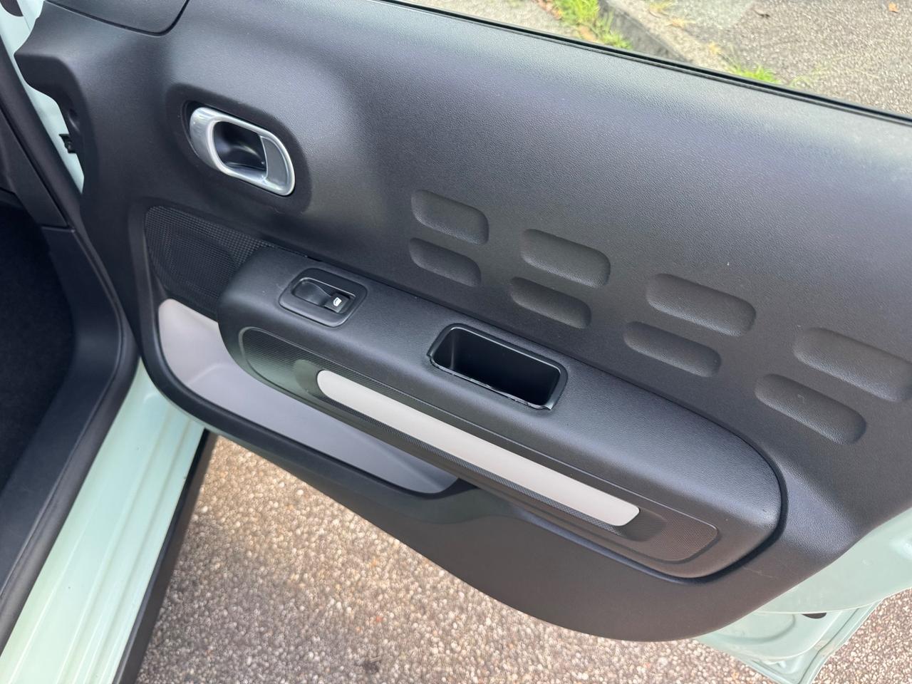 Citroen C3 PureTech 82 Shine neopatentati euro 6E