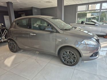 Lancia Ypsilon 1.0 Hybrid Ecochic 2021