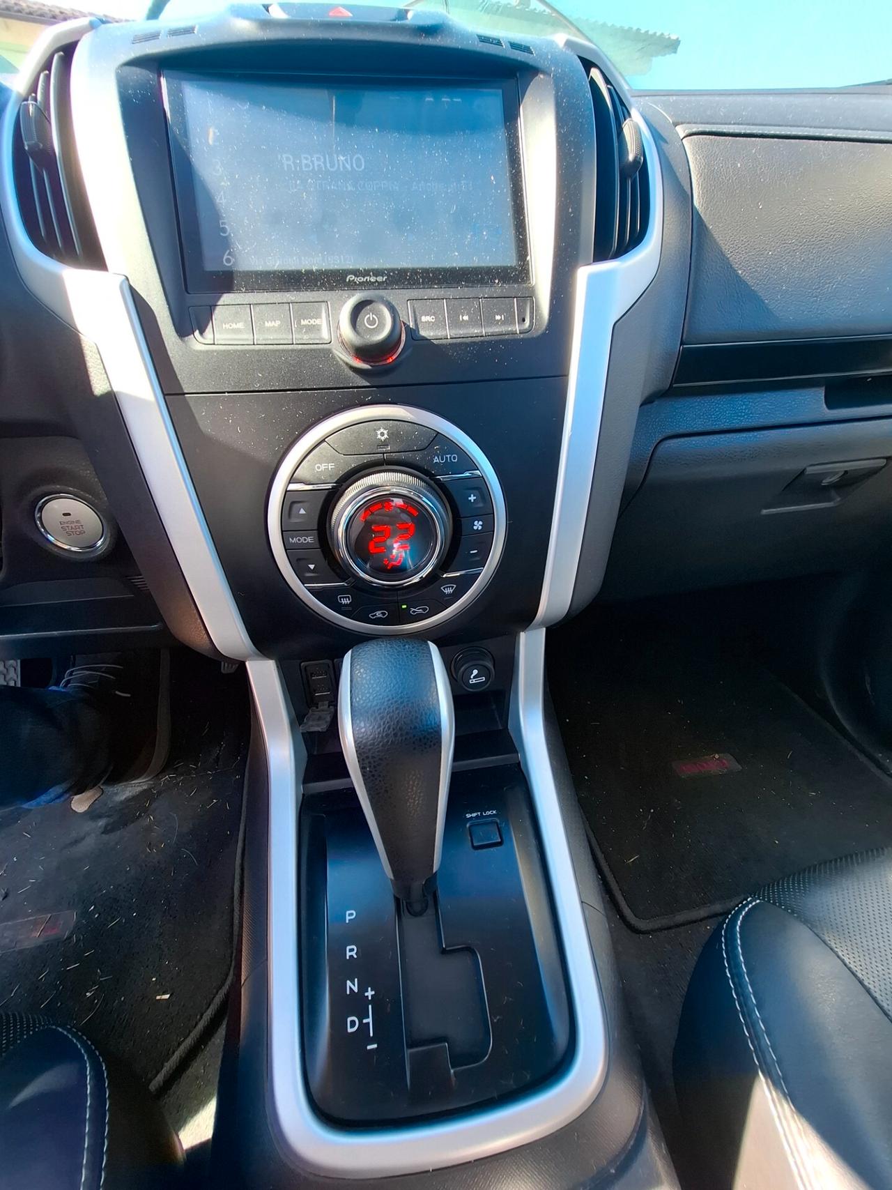 Isuzu D-max pick up 4x4 superacessoriato
