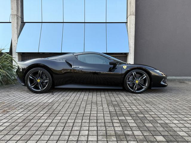 FERRARI 296 GTS * LIFT * PPF * DISPLAY * LED * CARPLAY * HUD *