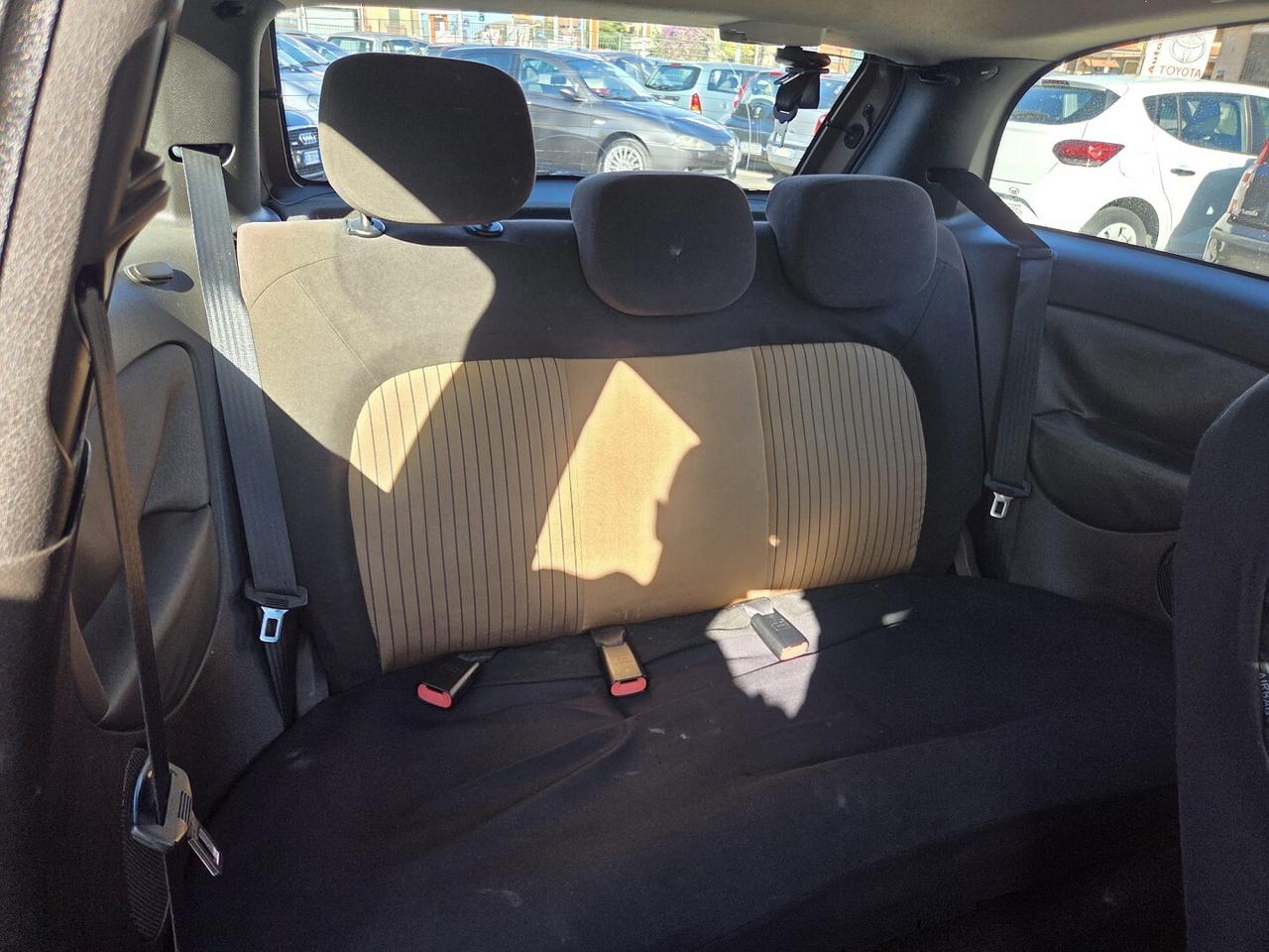 LANCIA YPSILON 1.2BENZINA 60CV 44KW OKNEOPATE-2007