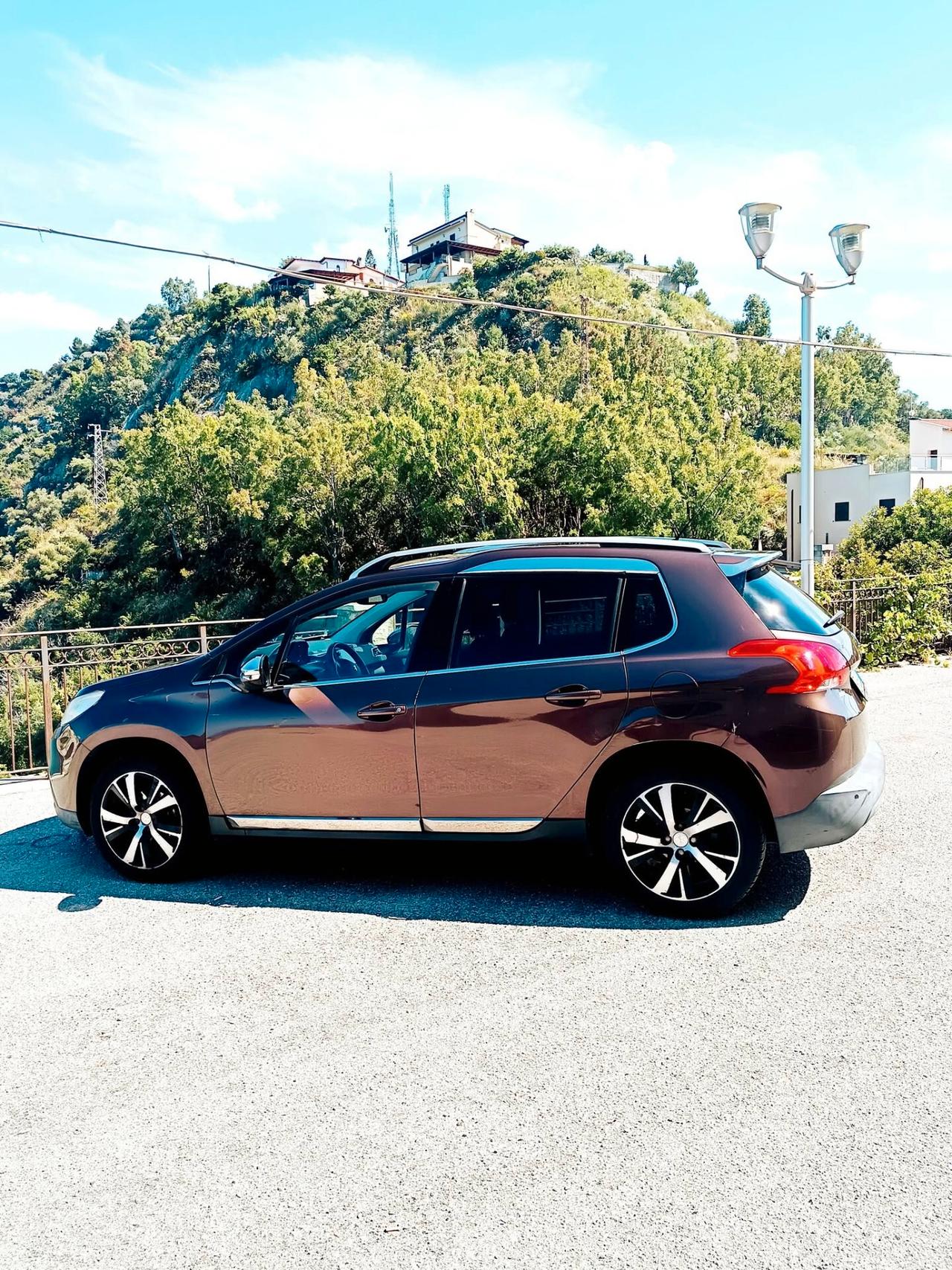 Peugeot 2008 1.6 e-HDi 92 CV Stop&Start Urban Cross