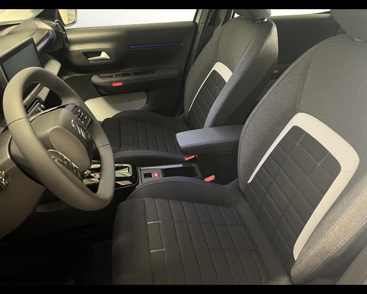 CITROEN Nuova C3 Hybrid 110cv - PLUS