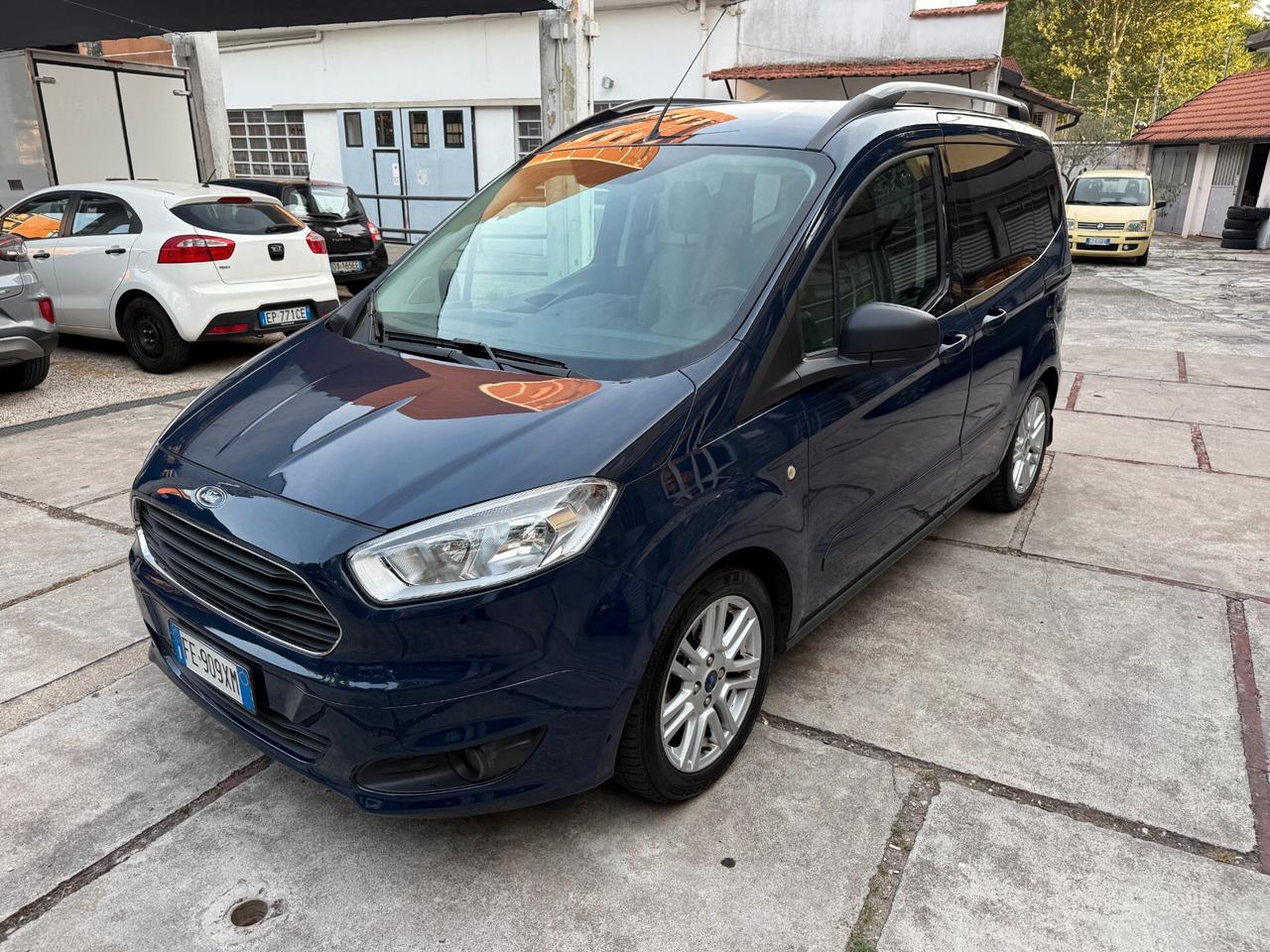 Ford Tourneo Courier 1.0 EcoBoost 100 CV Titanium