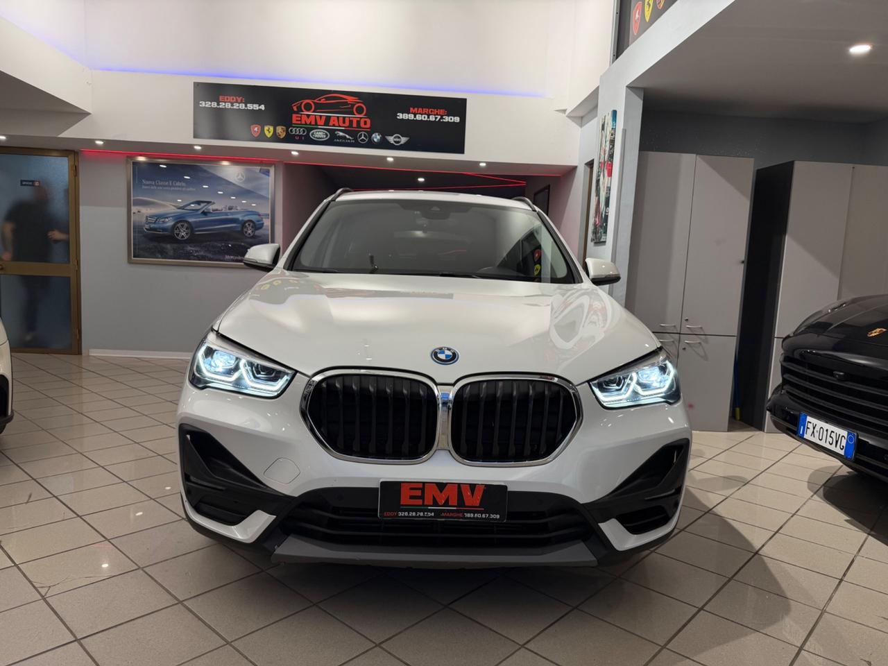 X1 xDrive25e Advantage iva 220 cv