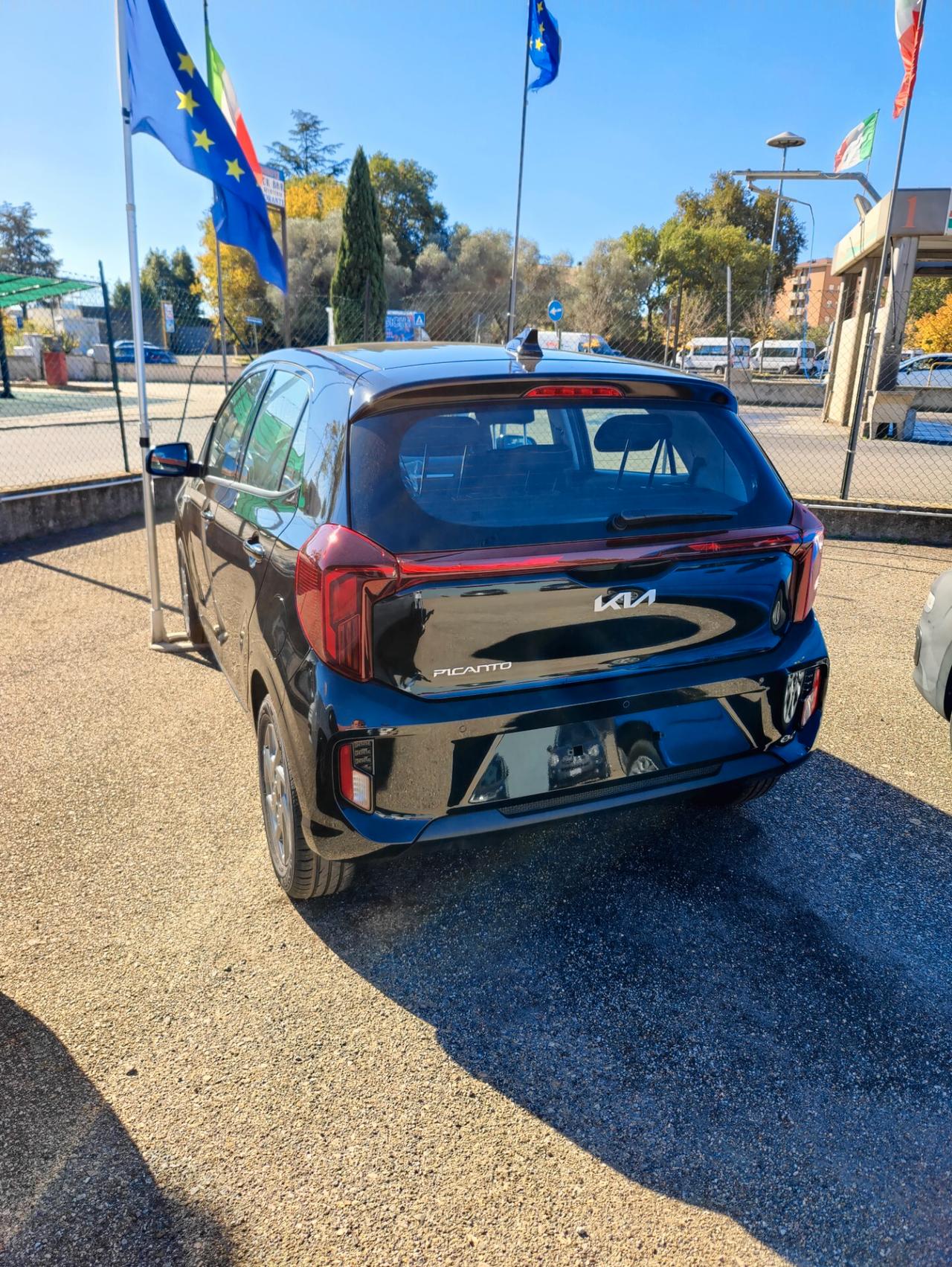 Kia Picanto 1.0 12V 5 porte Urban