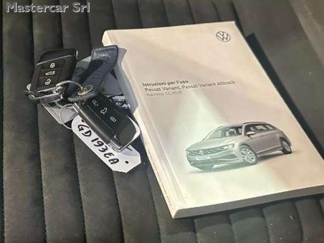 VOLKSWAGEN Passat Variant Variant 2.0 tdi Executive 150cv dsg - GD193EA