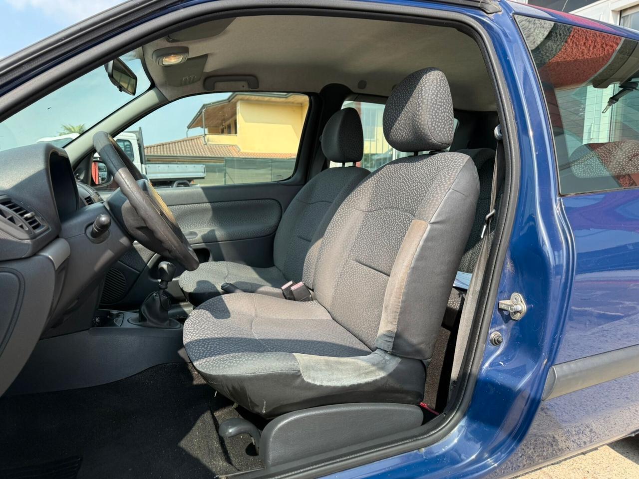 Renault Clio Storia 1.2 3 porte GPL Confort NEOPATENTATI