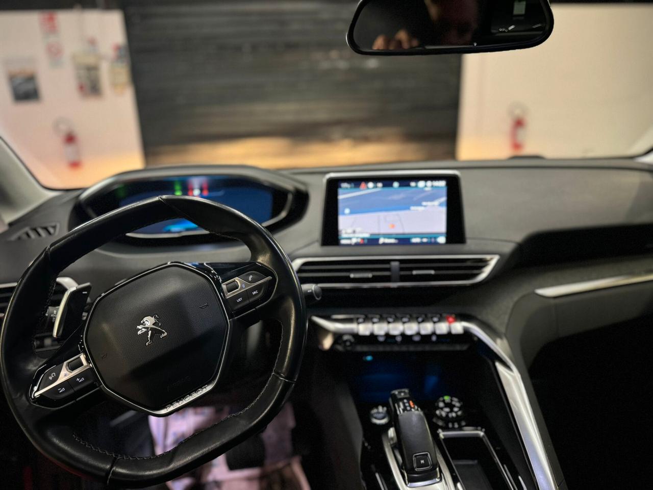 PEUGEOT 5008 GT LINE