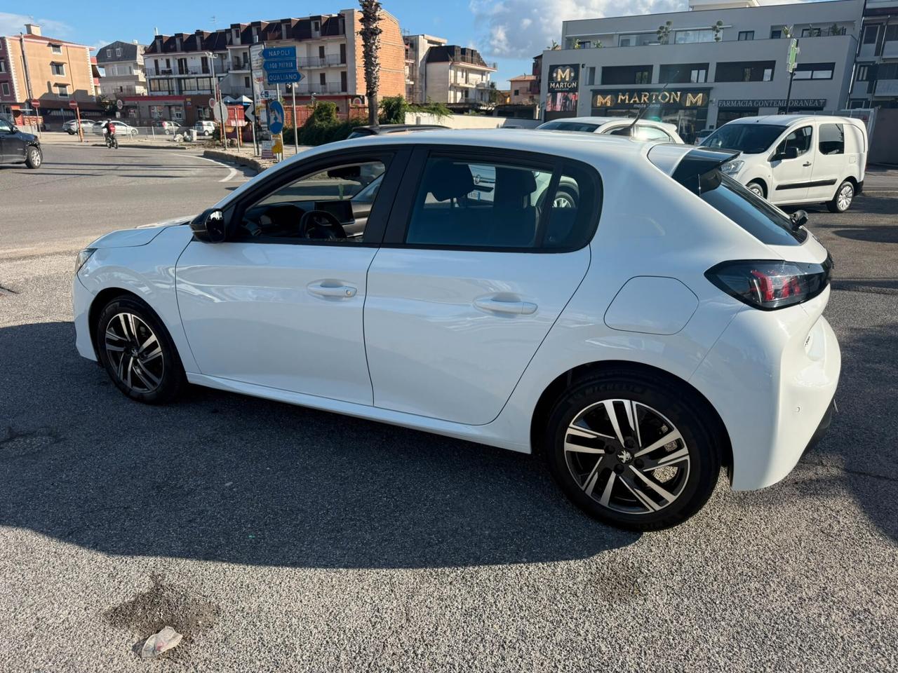 PEUGEOT 208 5PORTE 1.2BENZINA 75CV SOLO42.000KM