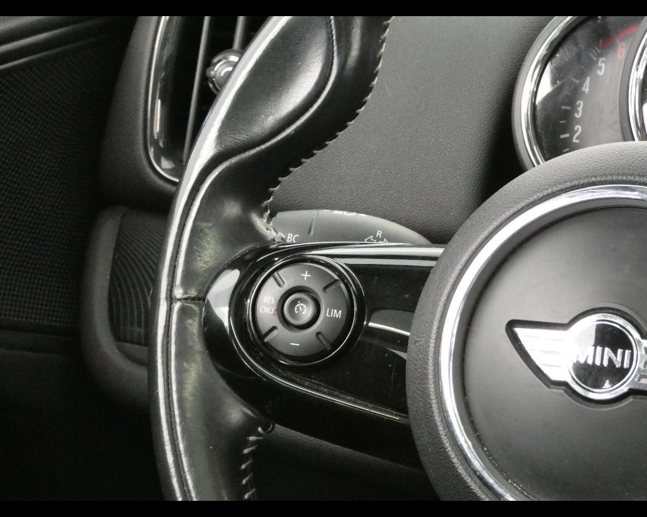 MINI Mini Countrym.(F60) - Mini 2.0 Cooper D Hype Countryman