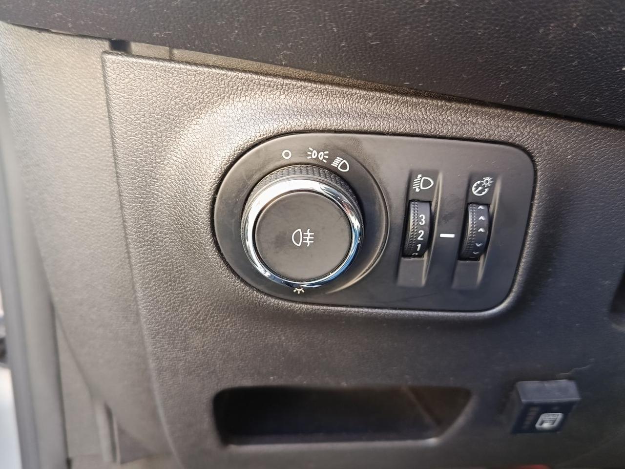 Opel Corsa B-Color 1.2 #9179