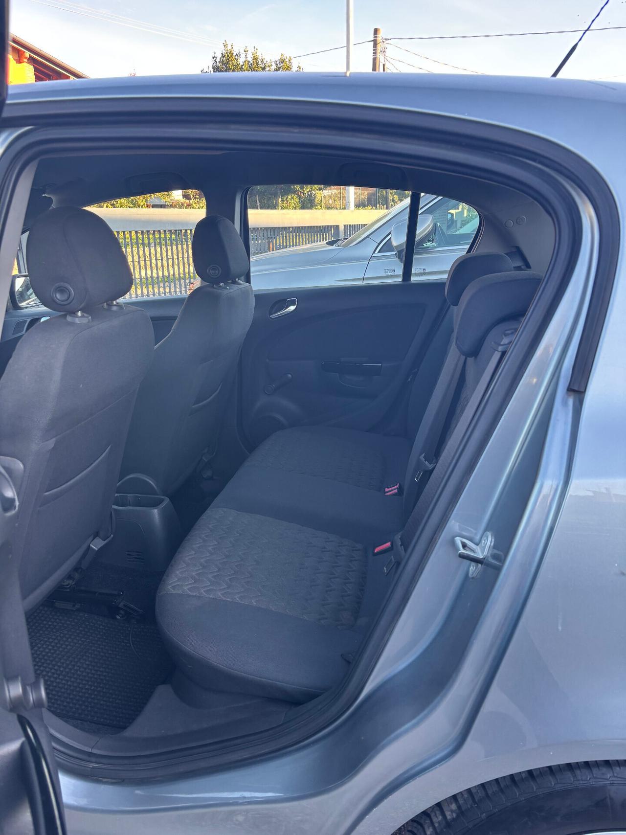 Opel Corsa 1.2 85CV 3 porte BENZINA GPL