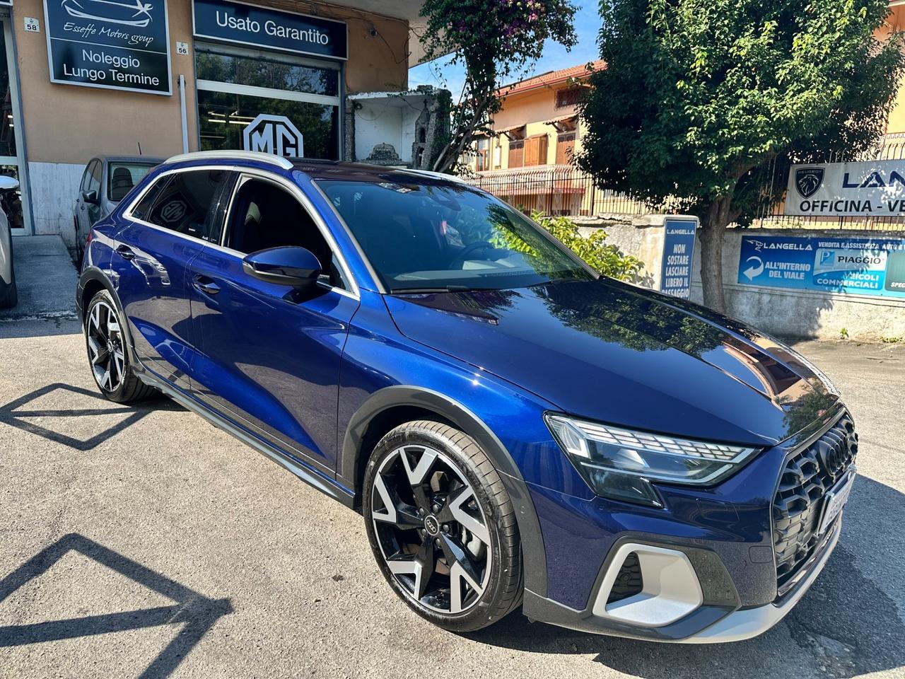 Audi A3 allstreet 35 TFSI S tronic Identity Contrast