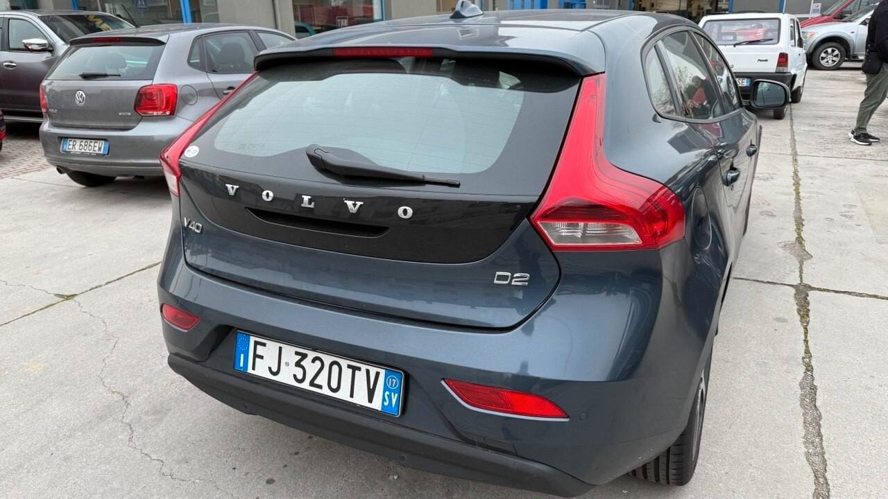 Volvo V40 D2 Momentum