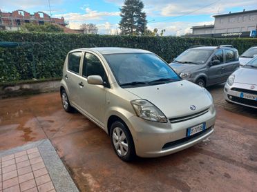 Daihatsu Sirion 1.0 Sho