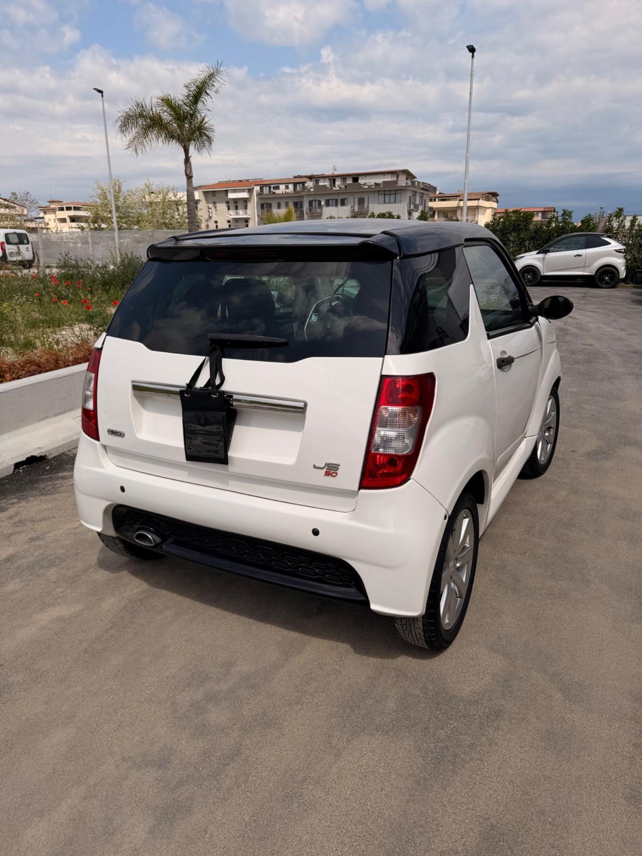 Ligier JS JS50 DCI Revolution Club