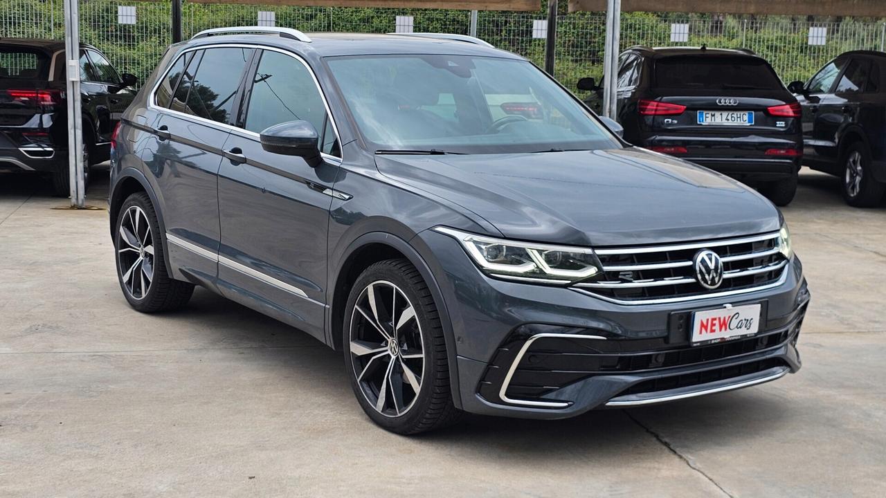 Volkswagen Tiguan 2.0 TDI 150 CV SCR DSG 4MOTION R-Line