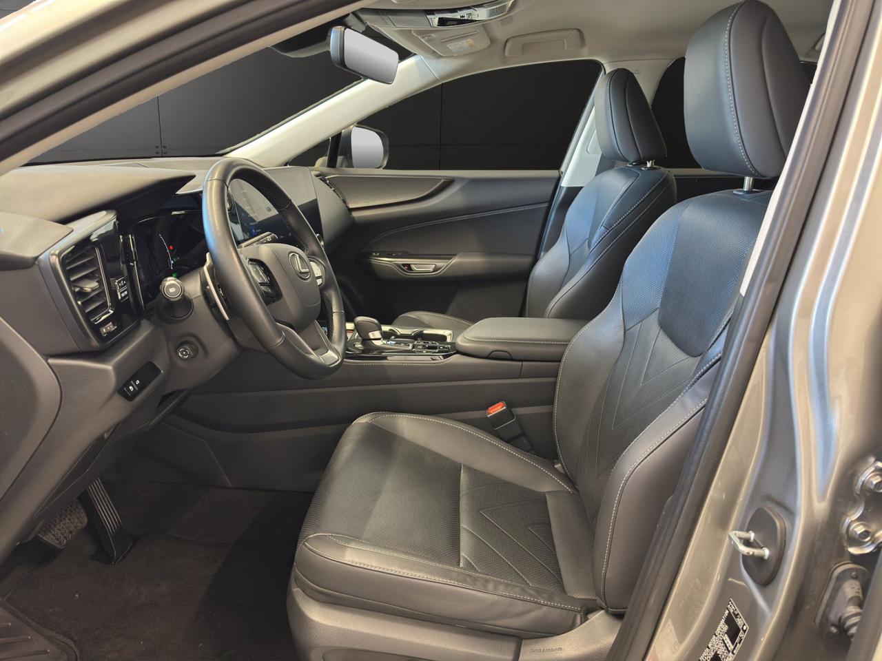 Lexus NX 350h 2.5 Luxury 4wd 244cv e-cvt