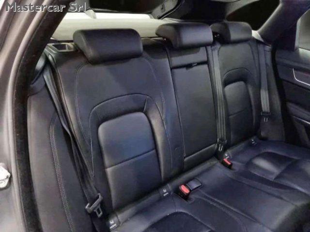 JAGUAR F-Pace D204 S AUTO 4WD New Model - GF379RP