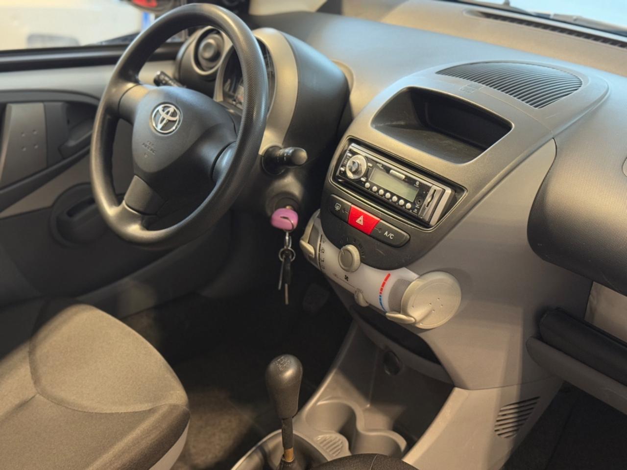 Toyota Aygo 1.0 12V VVT-i 3 porte Sol