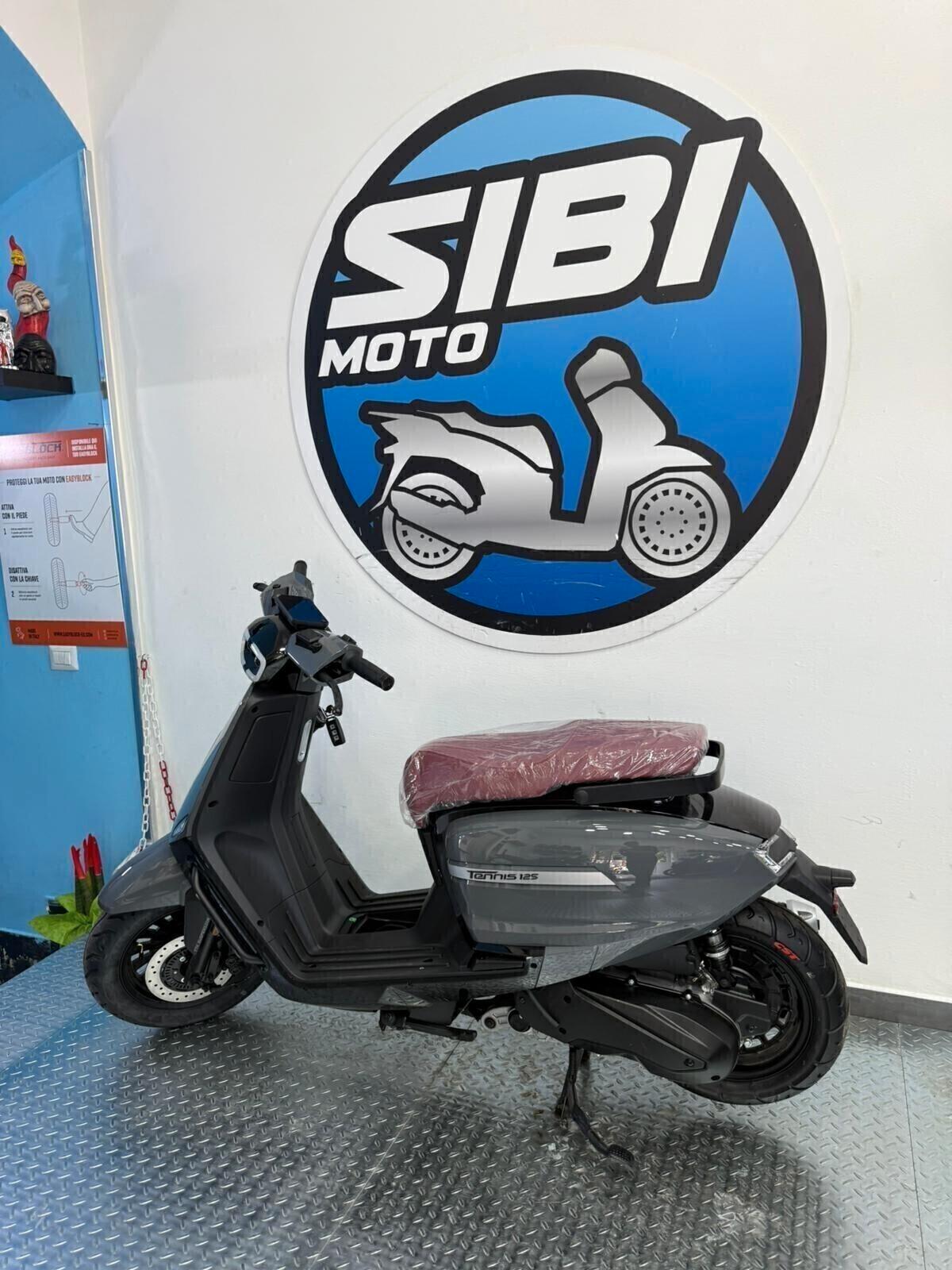 TENNIS VELOCIFERO 125CC