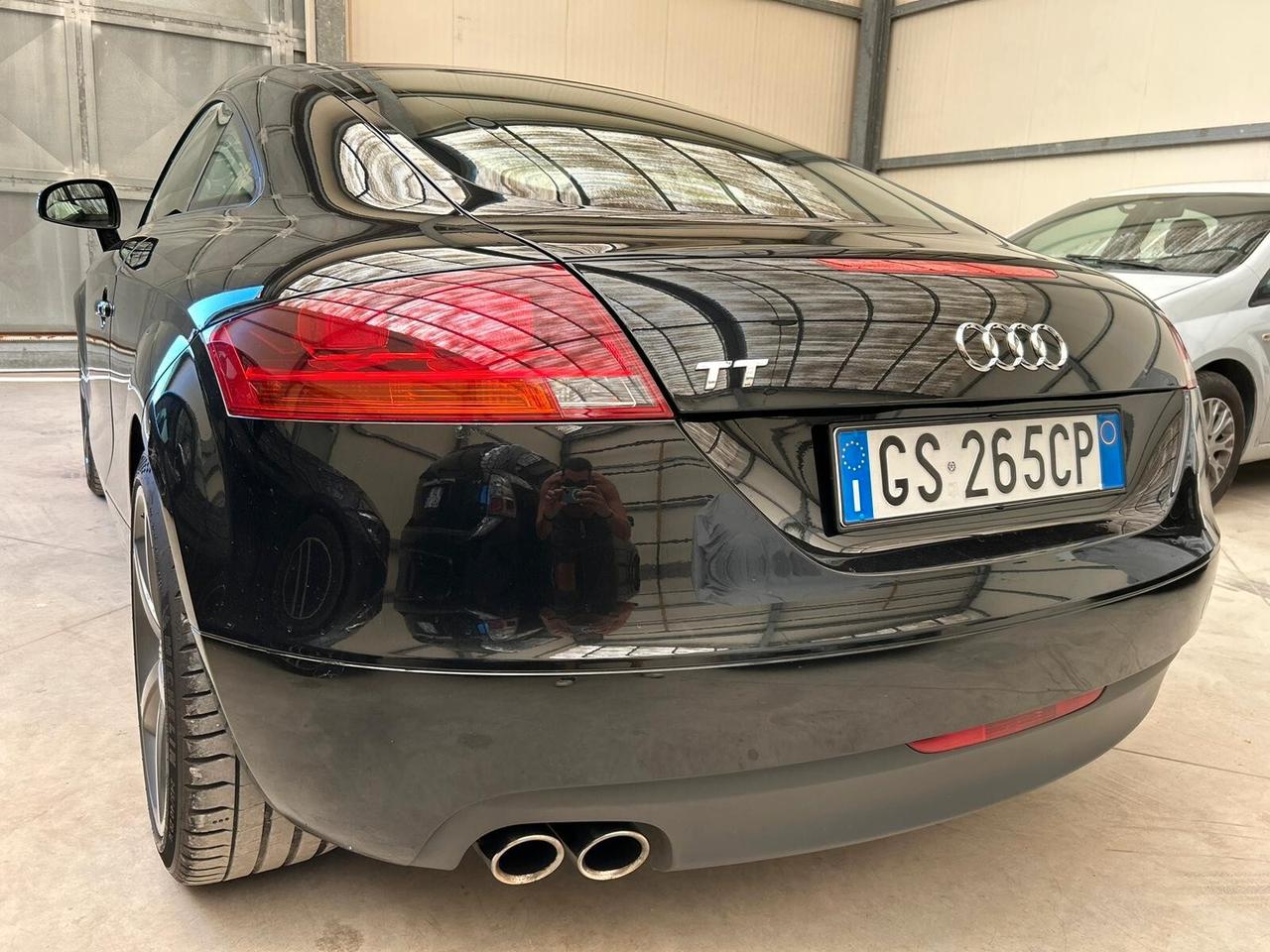 Audi TT Coupé 2.0 TFSI DA VETRINA!