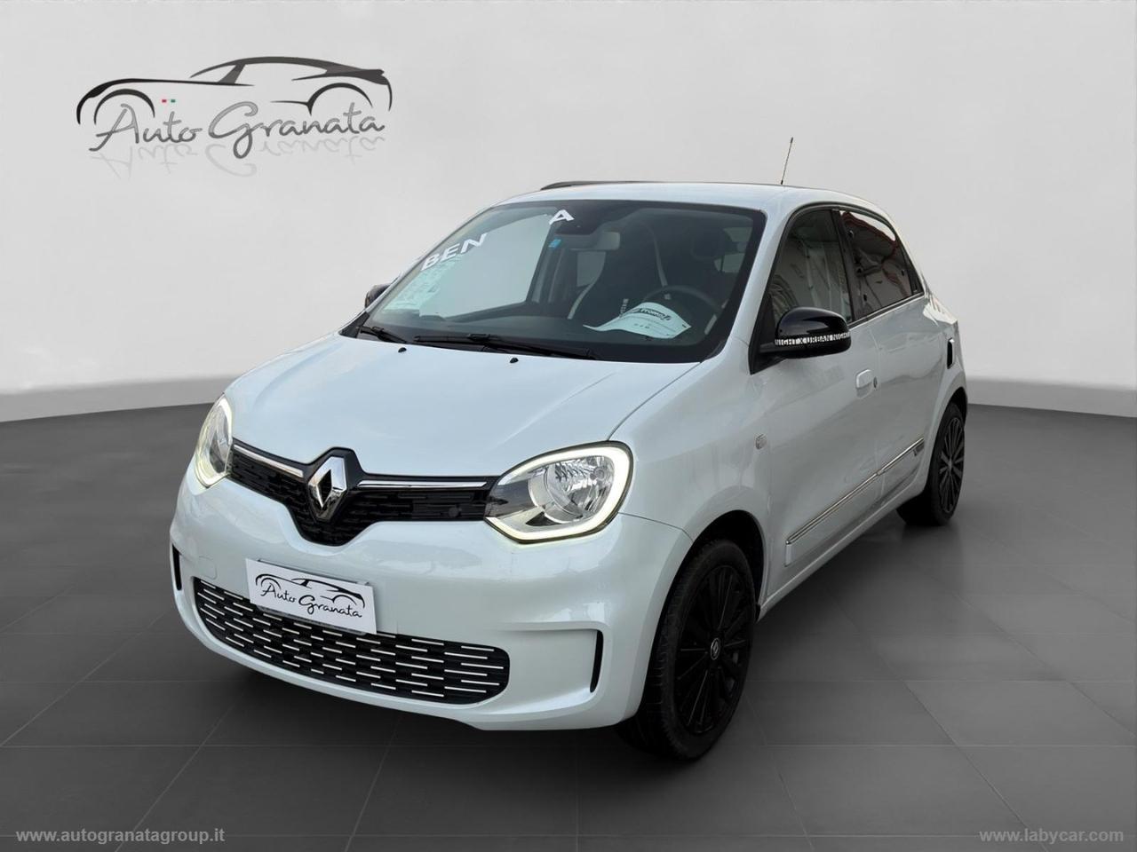 RENAULT Twingo SCe 65 CV Urban Night PARI NUOVO!