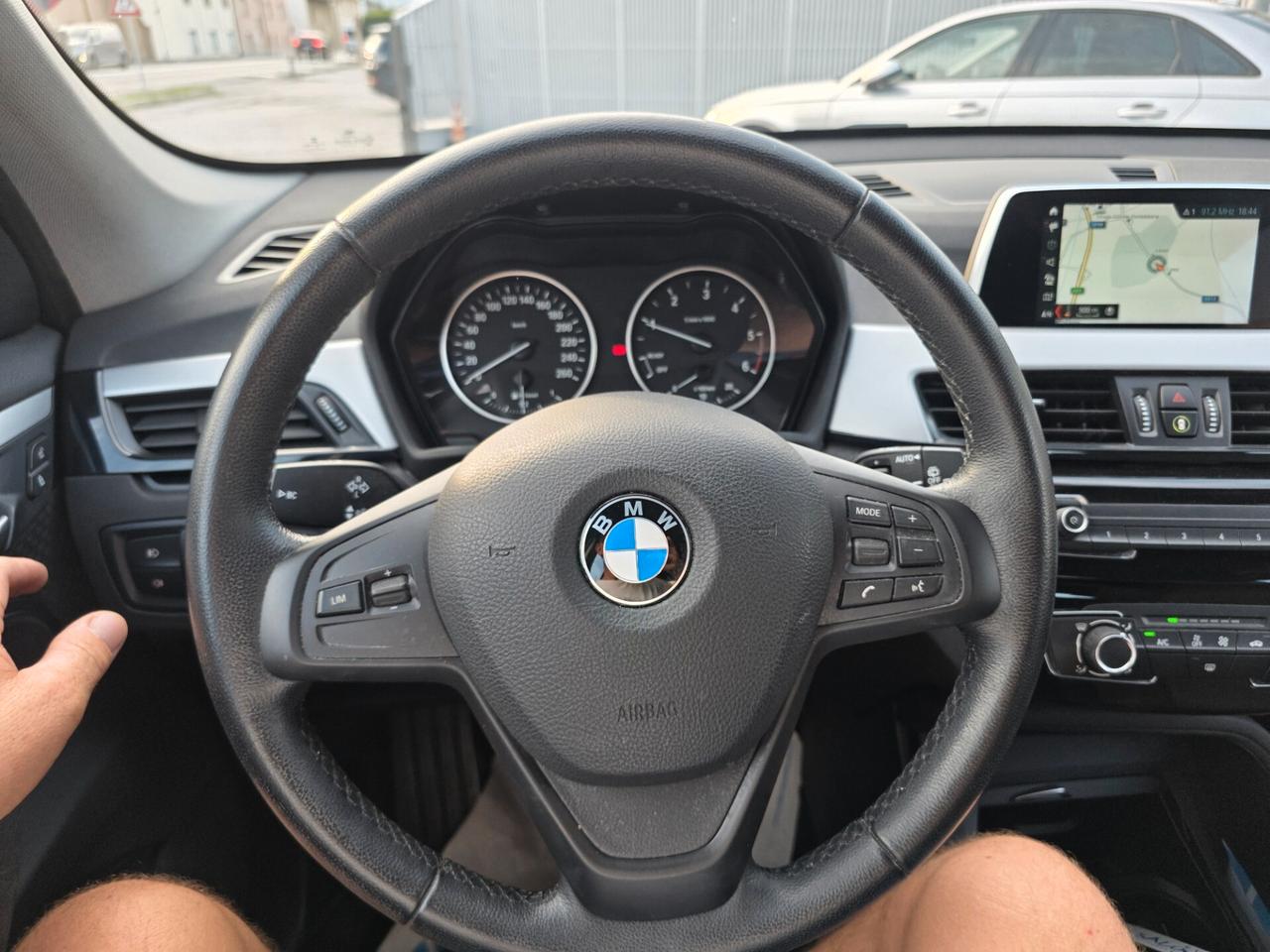 Bmw 116 116d 5p. Msport