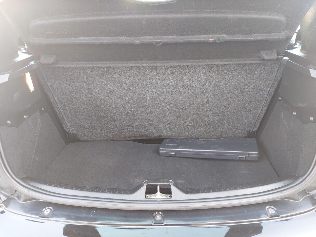 Lancia Ypsilon 1.2 Benzina 60cv 3porte