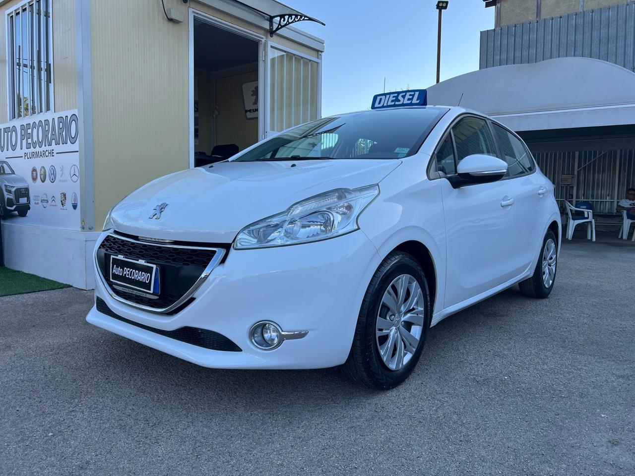 Peugeot 208 1.4 HDi 68 CV 5 porte Access N1 autocarro