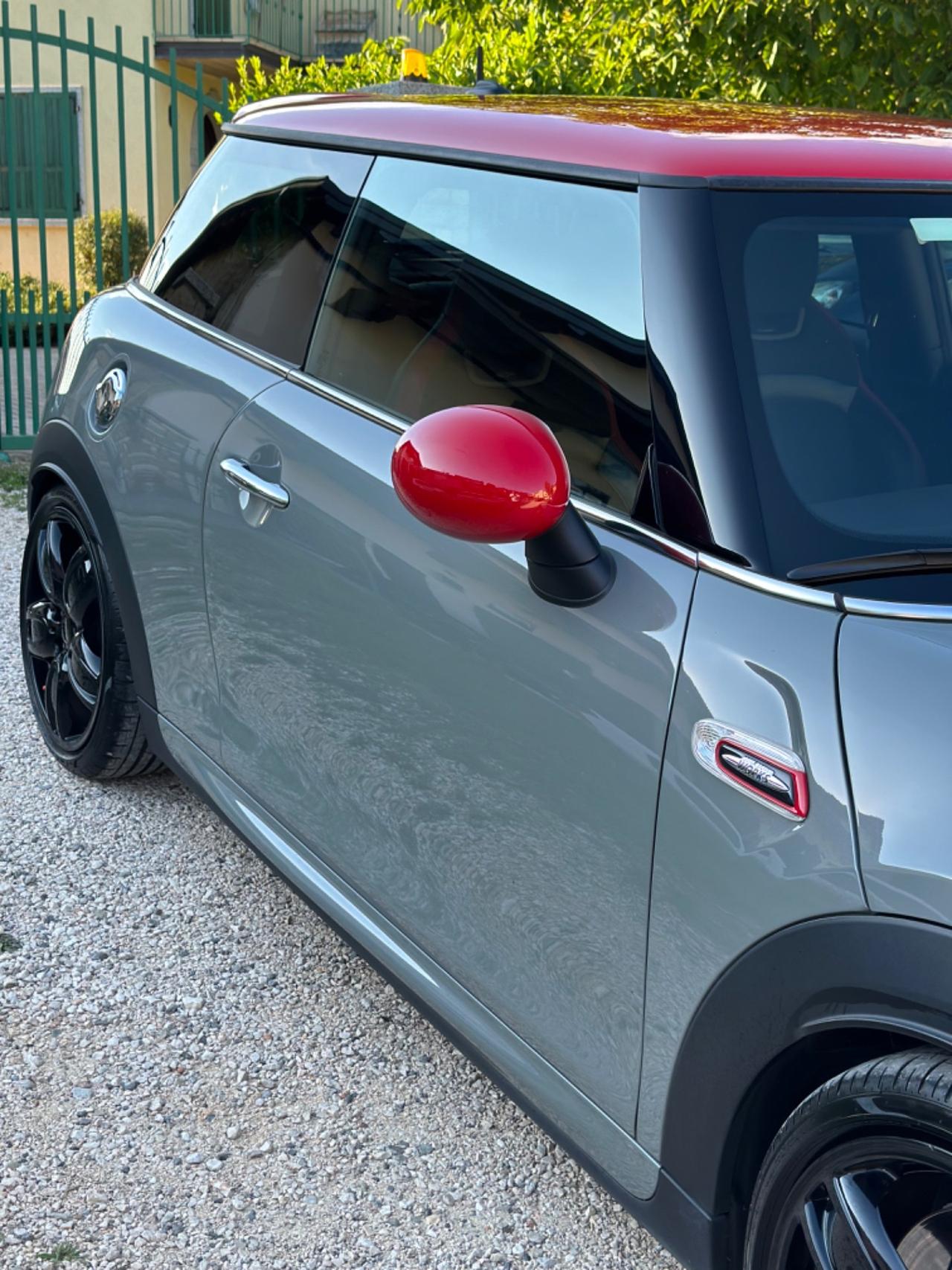 Mini COOPER JCW 233CV FULLOPT KMCERT UNICOPR