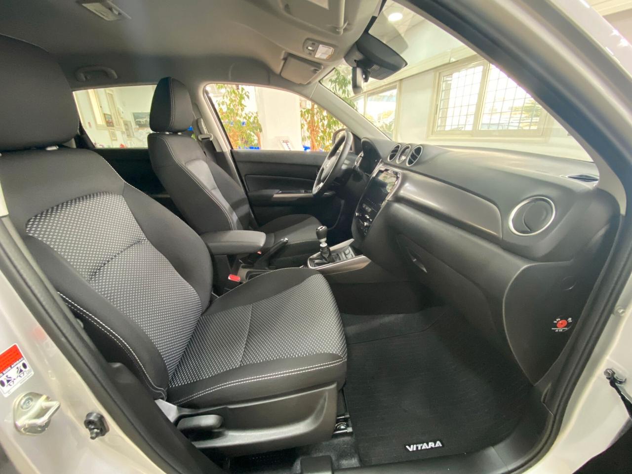 Suzuki Vitara 1.4 Hybrid Cool+